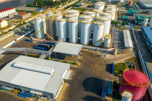 Su an toan khi luu chua hoa chat phai duoc uu tien tren het Sự an toàn khi lưu chứa hóa chất phải được ưu tiên trên hết